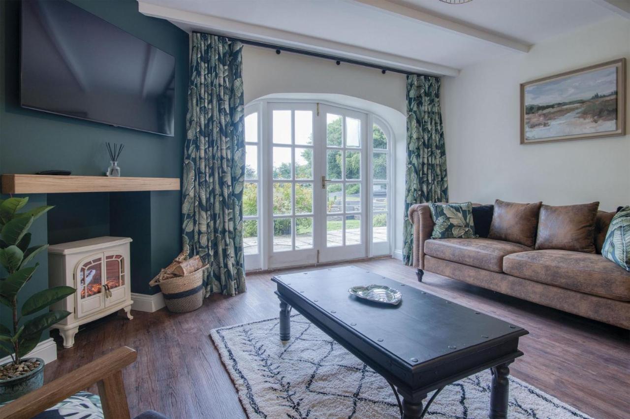 The Stables - 2 Bedroom Cottage - Princes Gate Ludchurch Εξωτερικό φωτογραφία
